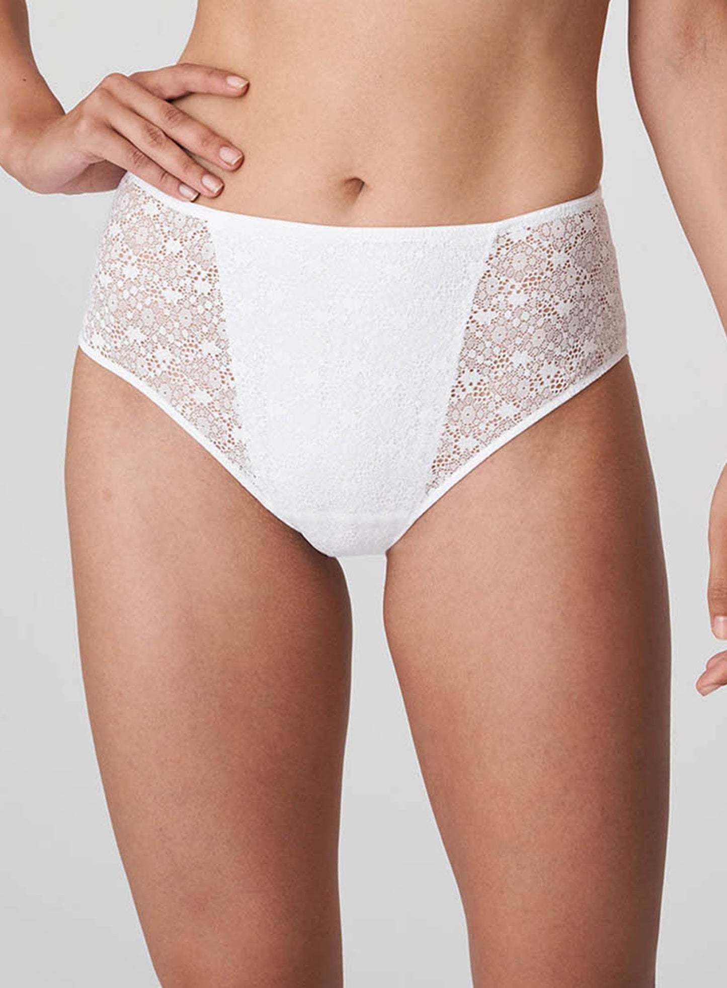 Prima Donna Twist: Epirus Full Brief White